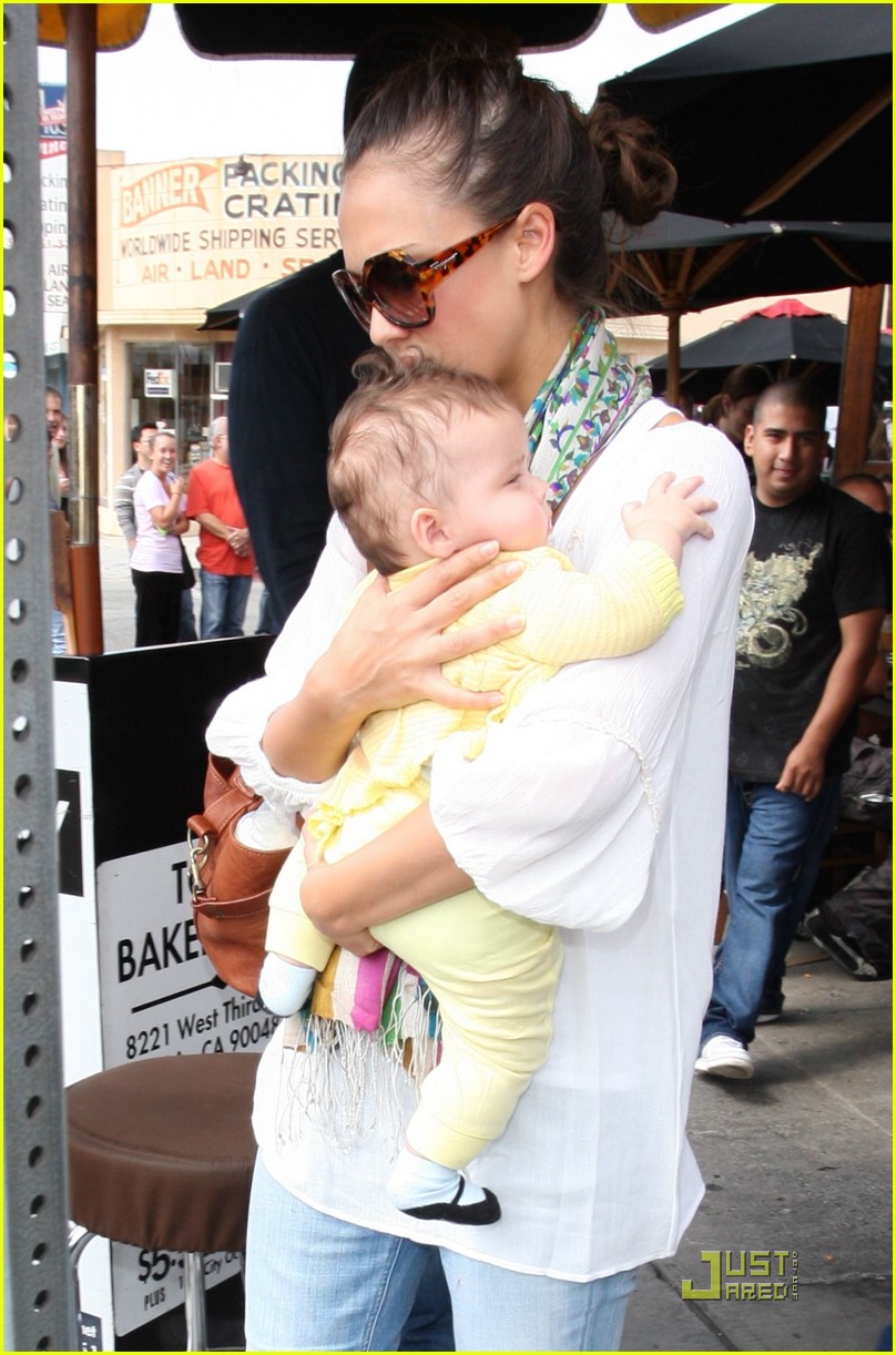 Honor Warren is Toast: Photo 1462211 | Photos | Just Jared: Celebrity