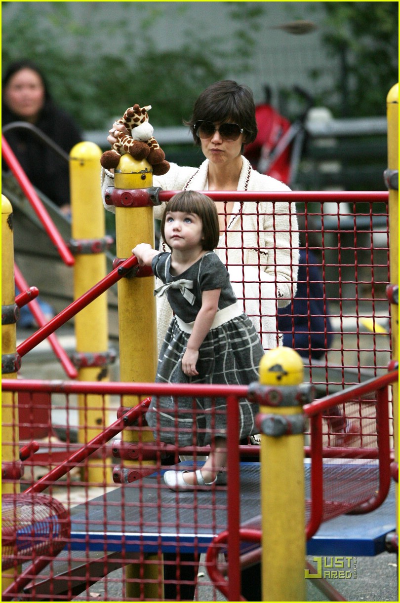 Katie Suri Playground Pair Photo 1503951 Celebrity Babies Katie 