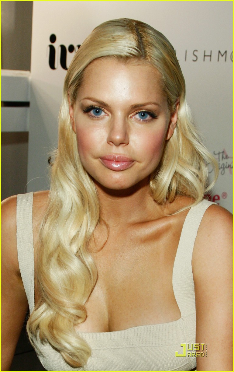 Sophie Monk Launches Hollywood Fashion Shapes Photo 1475381 Sophie
