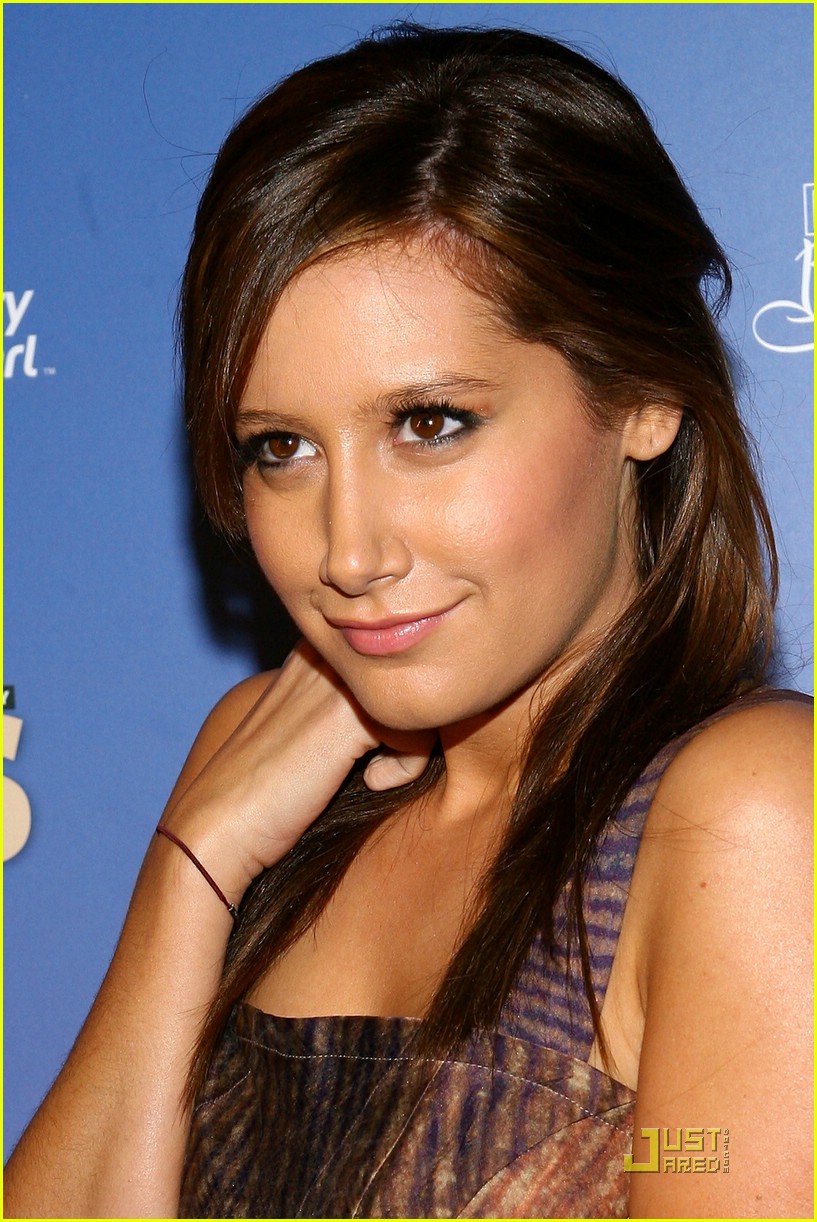 Sexy pics of ashley tisdale