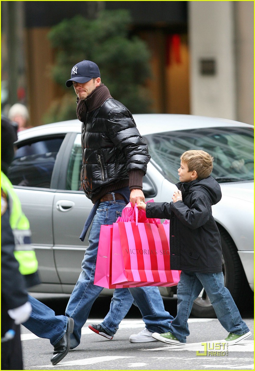 David Beckham and His Big Apple Boys Photo 1571281 Brooklyn Beckham(02)