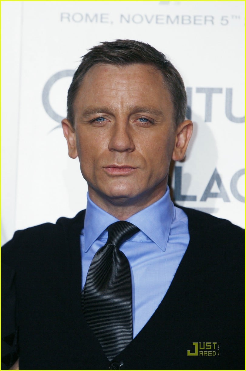 Daniel Craig: The Next Bond Should Be Black: Photo 1527621 | Daniel Craig,  Olga Kurylenko Pictures | Just Jared