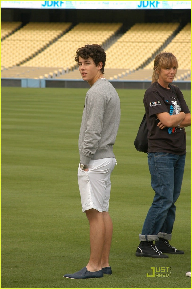 Nick Jonas Diabetes at Dodgers Stadium Photo 1521471 Jonas Brothers