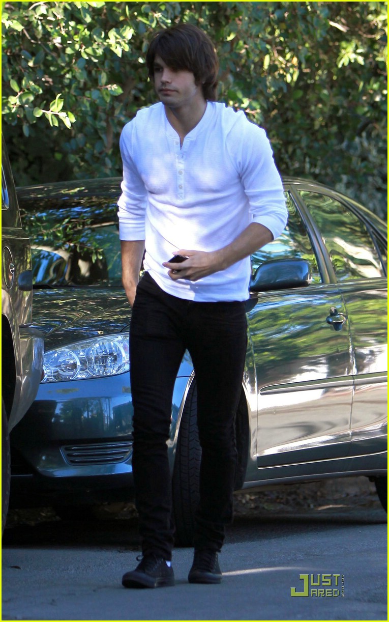 Miley cyrus christmas parade