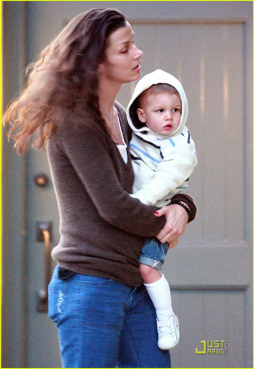 Bridget Moynahan's New Mystery Man Photo 1545201 Bridget Moynahan