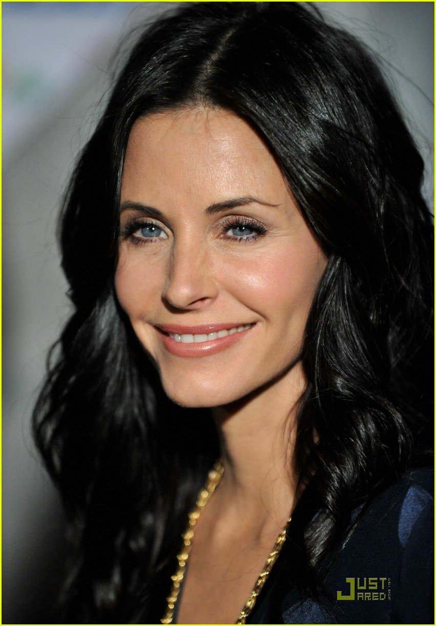 Coco Arquette Jennifer Aniston is Nouna! Photo 1610931 Celebrity