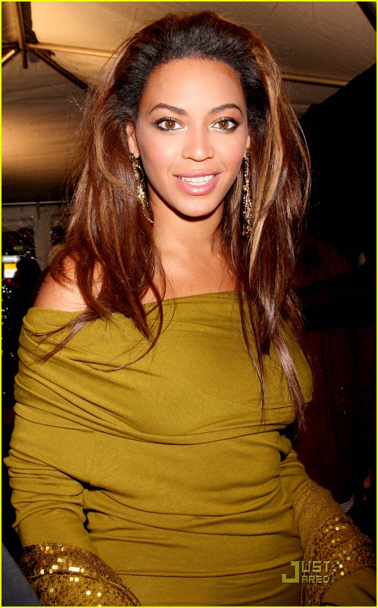 beyonce-notorious-premiere-09.JPG