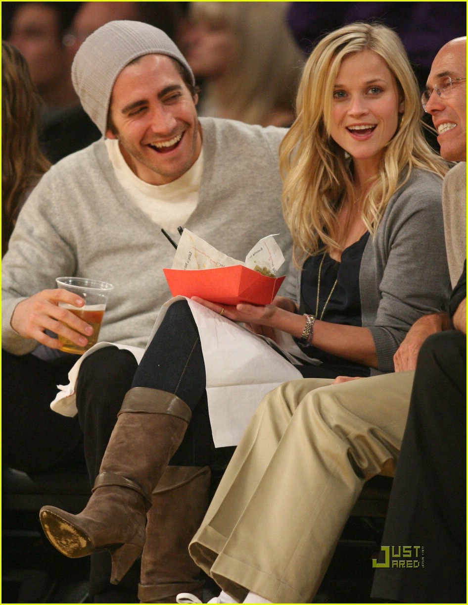 Reese & Jake Let's Go Lakers! Photo 1629731 Jake Gyllenhaal, Reese