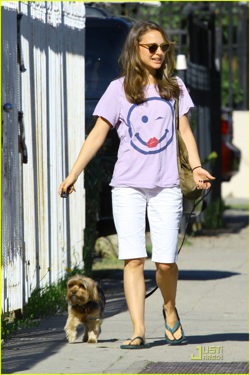 Natalie Portman Has a Happy Face Photo 1654381 Pictures Just Jared