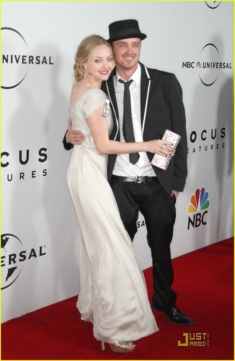 Amanda Seyfried & Dominic Cooper: Golden Couple!: Photo 1648511