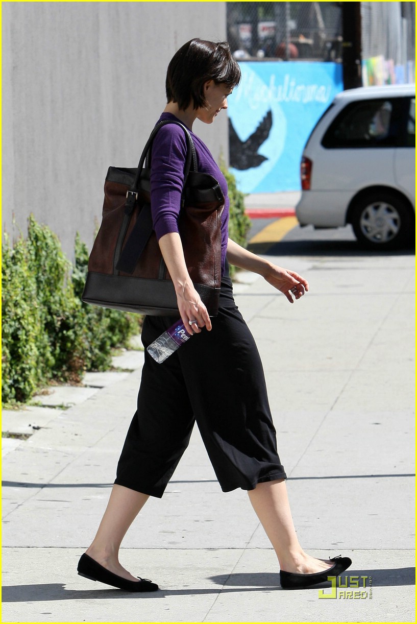 Katie Holmes is Pretty in Purple: Photo 1809421 | Katie Holmes, Suri