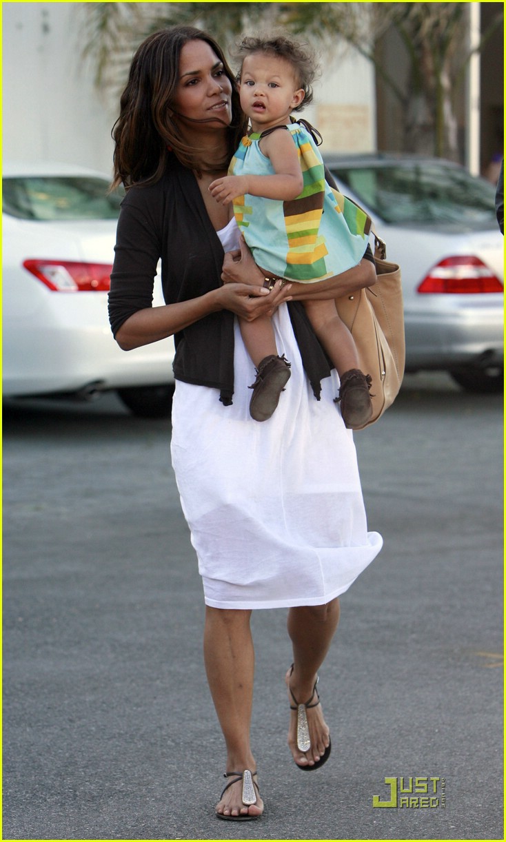 Nahla Aubry is Tutu Cute Photo 1822021 Celebrity Babies, Gabriel(01)