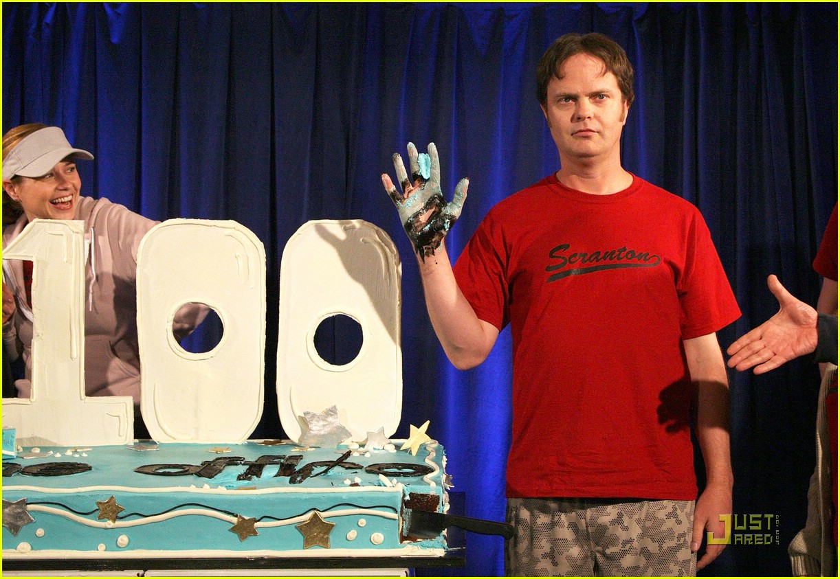 'The Office' Celebrates 100th Episode Photo 1854471 Angela Kinsey