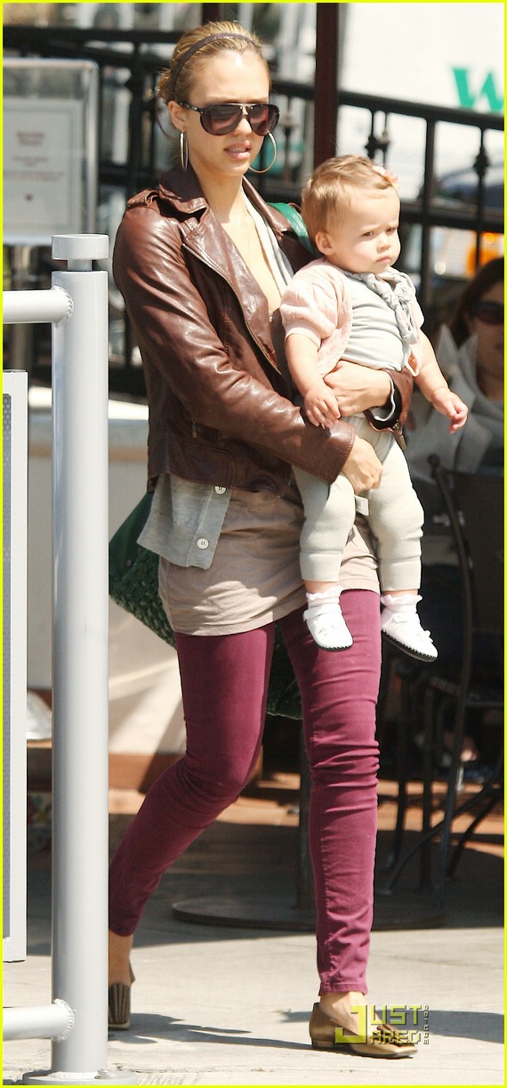 Jessica Alba: Capitol Hill, Here I Come!: Photo 1891071 | Cash Warren