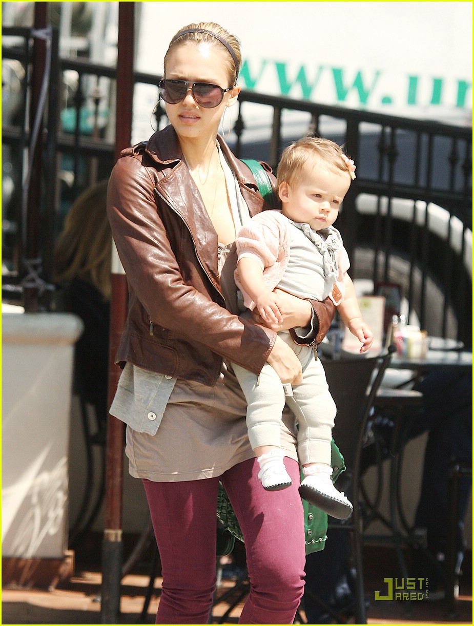 Jessica Alba: Capitol Hill, Here I Come!: Photo 1891171 | Cash Warren