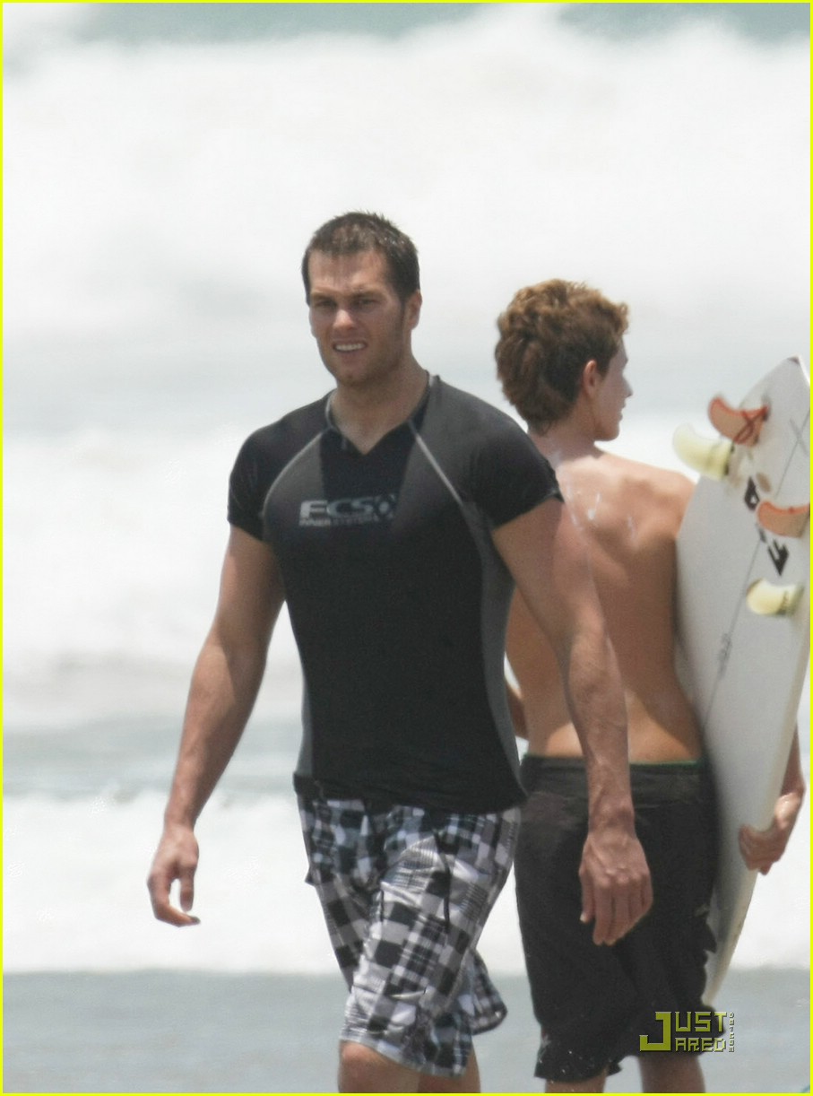 Gisele & Tom: Costa Rica Couple!: Photo 1832381 | Bridget Moynahan