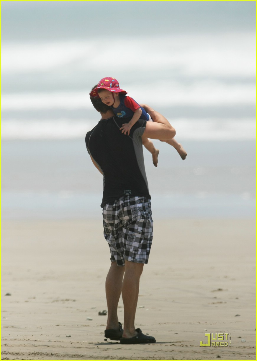 Gisele & Tom: Costa Rica Couple!: Photo 1832421 | Bridget Moynahan