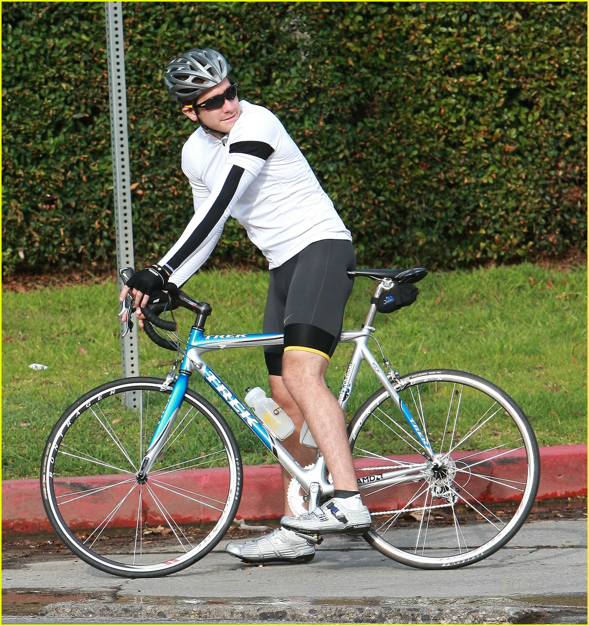 Jake Gyllenhaal & Austin Nichols Bicycle Buds Photo 1850221 Austin
