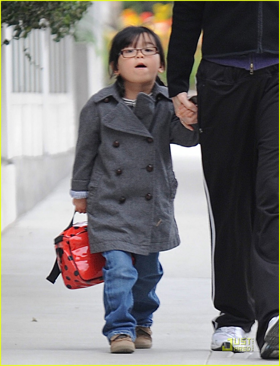 Daisy True is Ladybug Lovable: Photo 1828711 | Celebrity Babies, Daisy