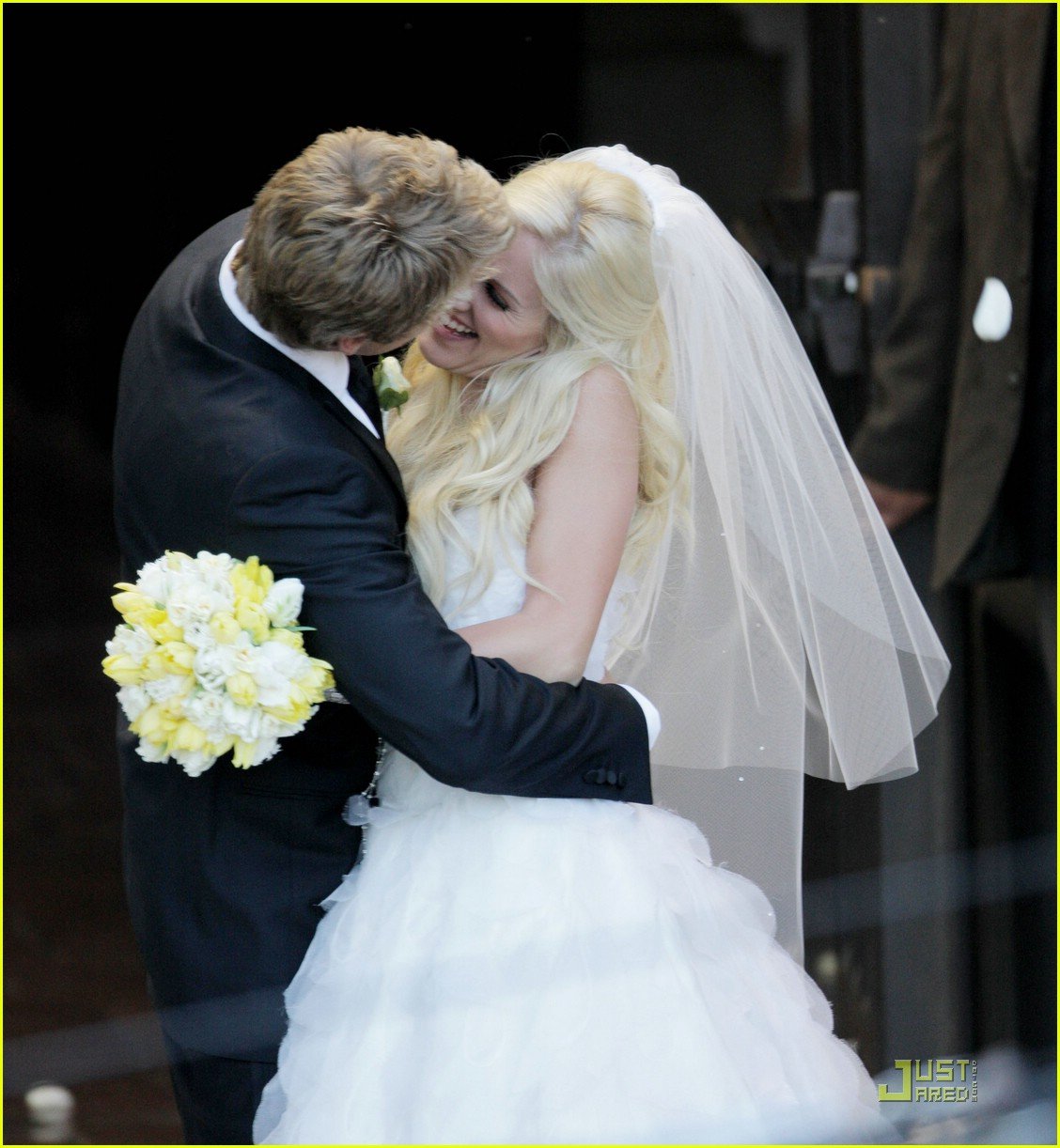Heidi Montag & Spencer Pratt Tie The Knot! Photo 1880211 Heidi(01)