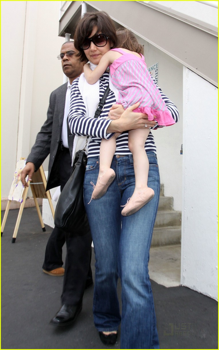 Photo: suri cruise ballet slippers 11 | Photo 1828871 | Just Jared