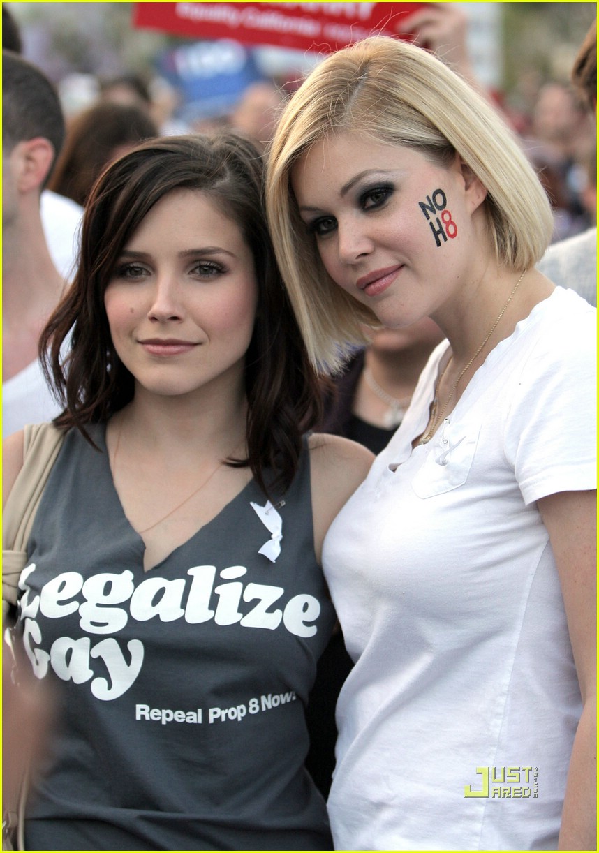 Sophia Bush: Legalize Gay Marriage!: Photo 1949371 | Sophia Bush Photos