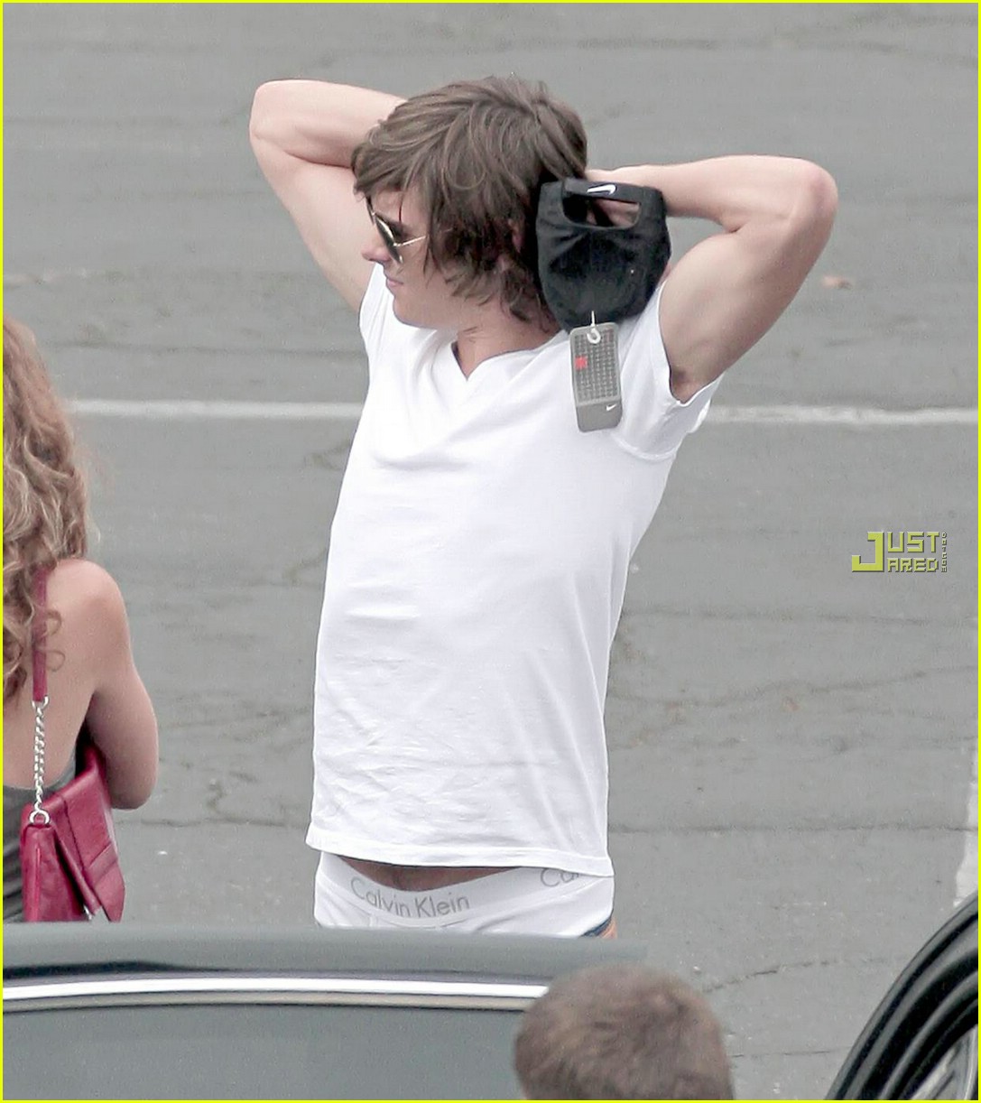 Zac Efron Joins 'Entourage' FIRST PICS Photo 1963941 Entourage