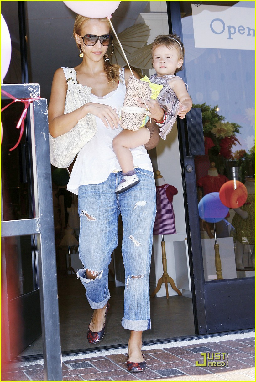 Jessica Alba & Honor Warren Pair Purple Photo 2090952 Cash Warren