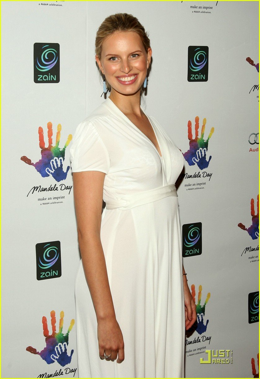 Karolina Kurkova Baby Bump Watch! Photo 2055241 Karolina Kurkova