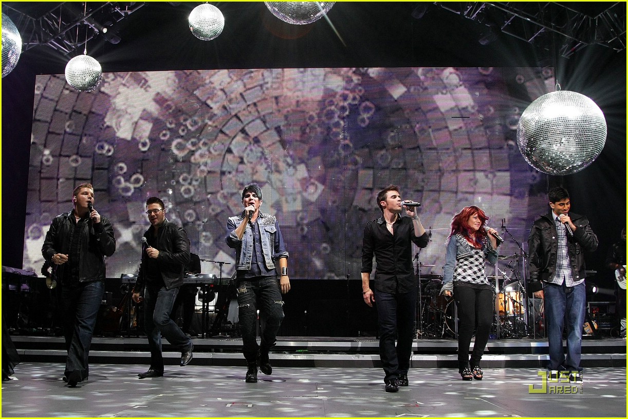 Adam Lambert & Kris Allen American Idol Tour! Photo 2058781 Adam(01)