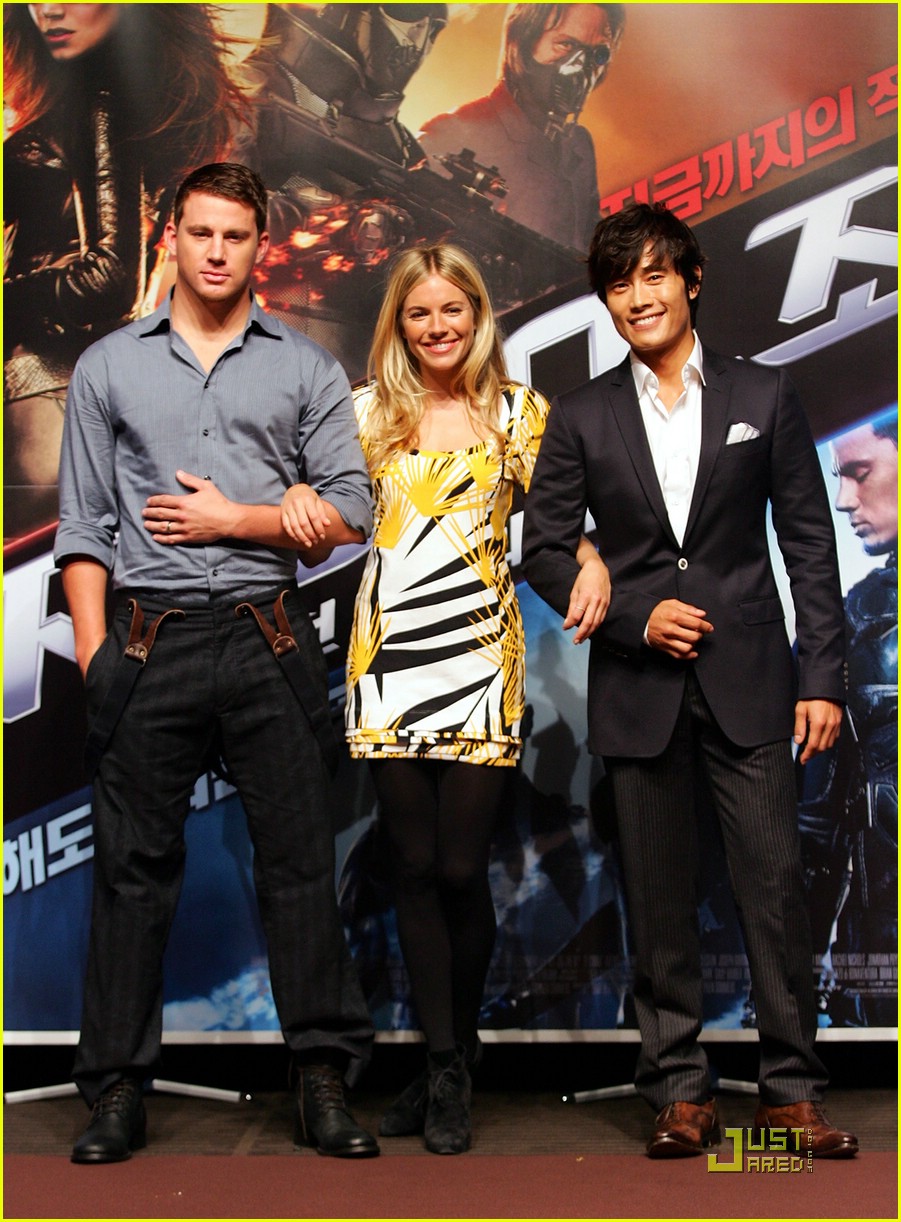 Sienna Miller: G.I. Joe Sent To Seoul: Photo 2086201 | Sienna Miller ...