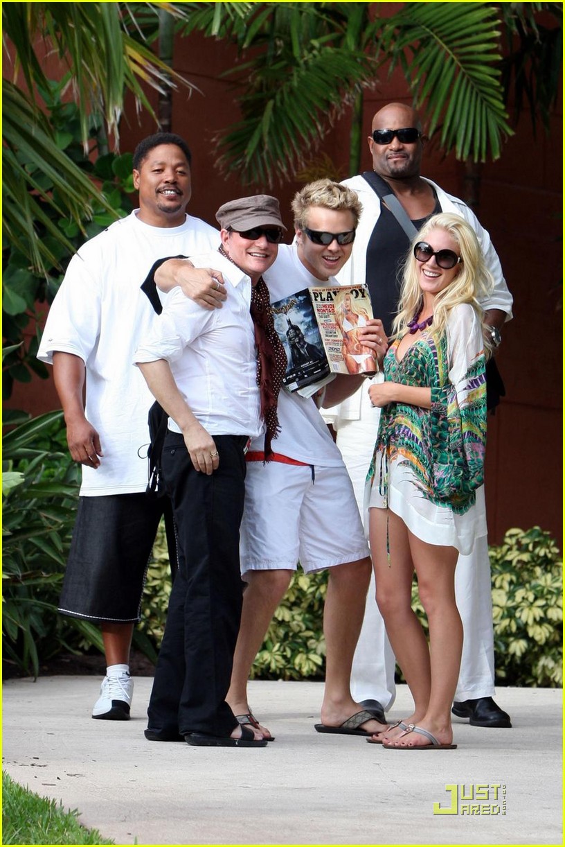 Heidi Montag's Miss Universe Performance VIDEO Photo 2154592