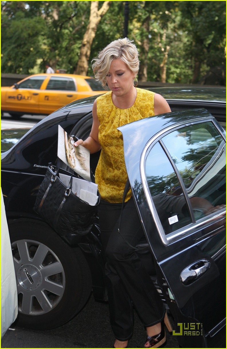 Kate Gosselin's New Haircuit Makes Waves Photo 2216882 Jon & Kate(02)