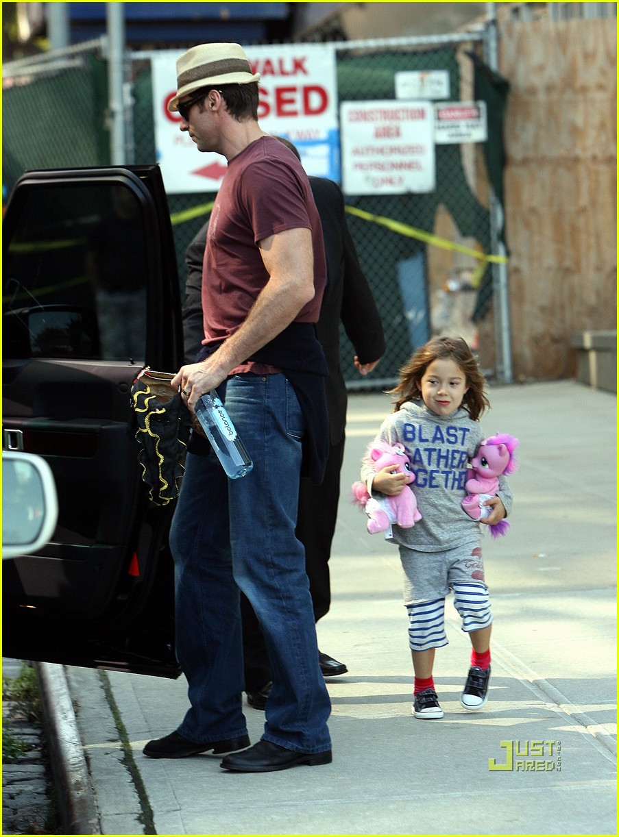 Hugh Jackman Pumpkin Picking with Family! Photo 2249851 Ava Jackman