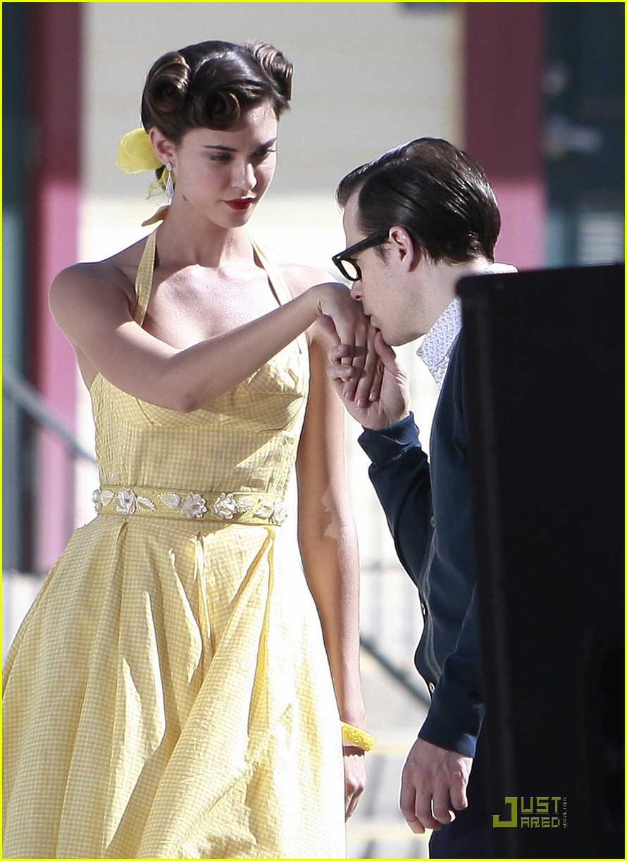 Photo odette yustman weezer music video 12 Photo 2247262 Just Jared Entertainment News