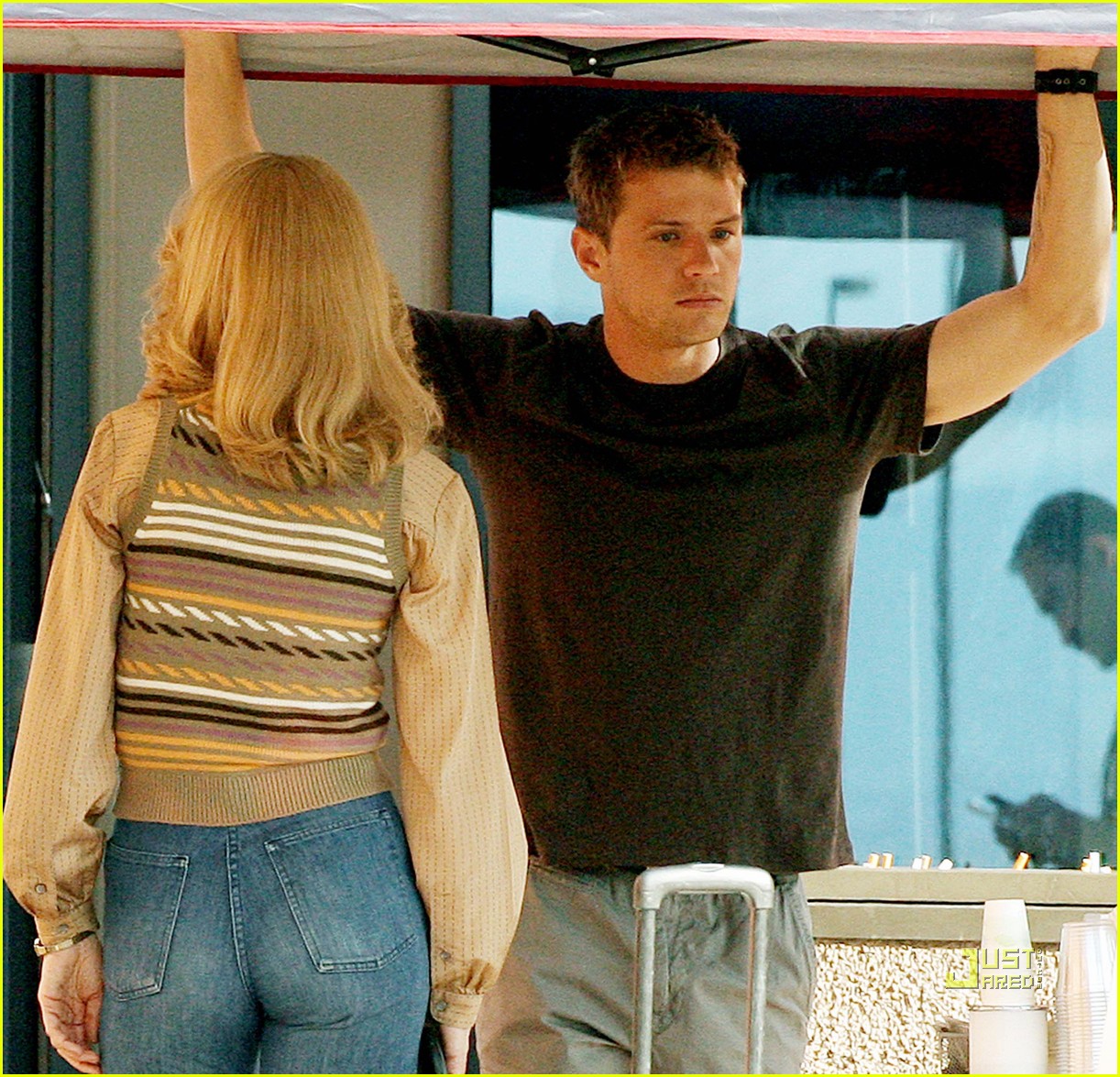 Ryan Phillippe Shoots 'MacGruber' Movie: Photo 2177582 | Kristen Wiig, MacGruber, Ryan Phillippe