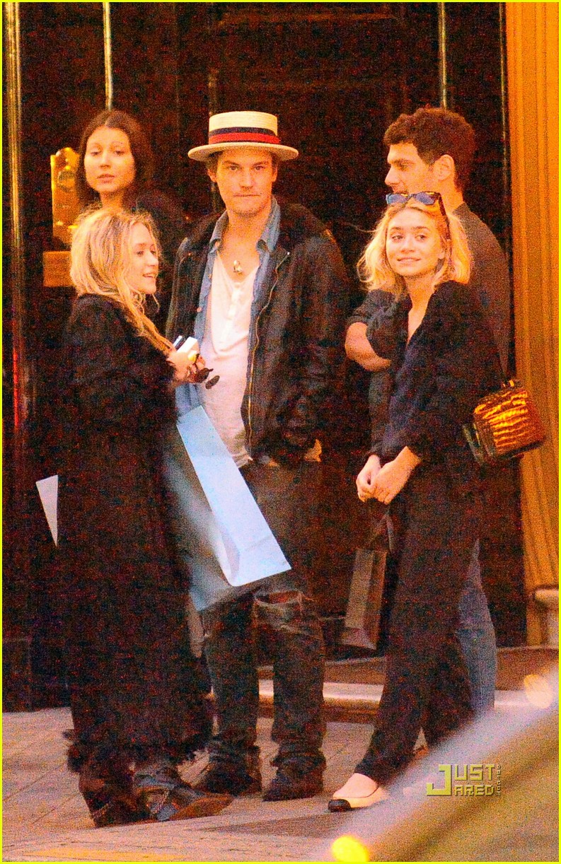 Olsen Twins Double Date in Paris! Photo 2271382 Ashley Olsen