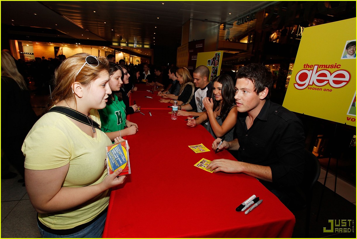glee cast autograph signings 132337432