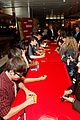 glee cast autograph signings 39