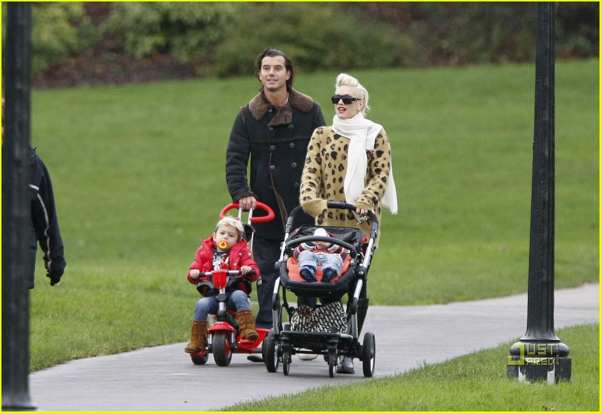 Gwen Stefani & Gavin Rossdale Primrose Hill Playground Photo 2400023