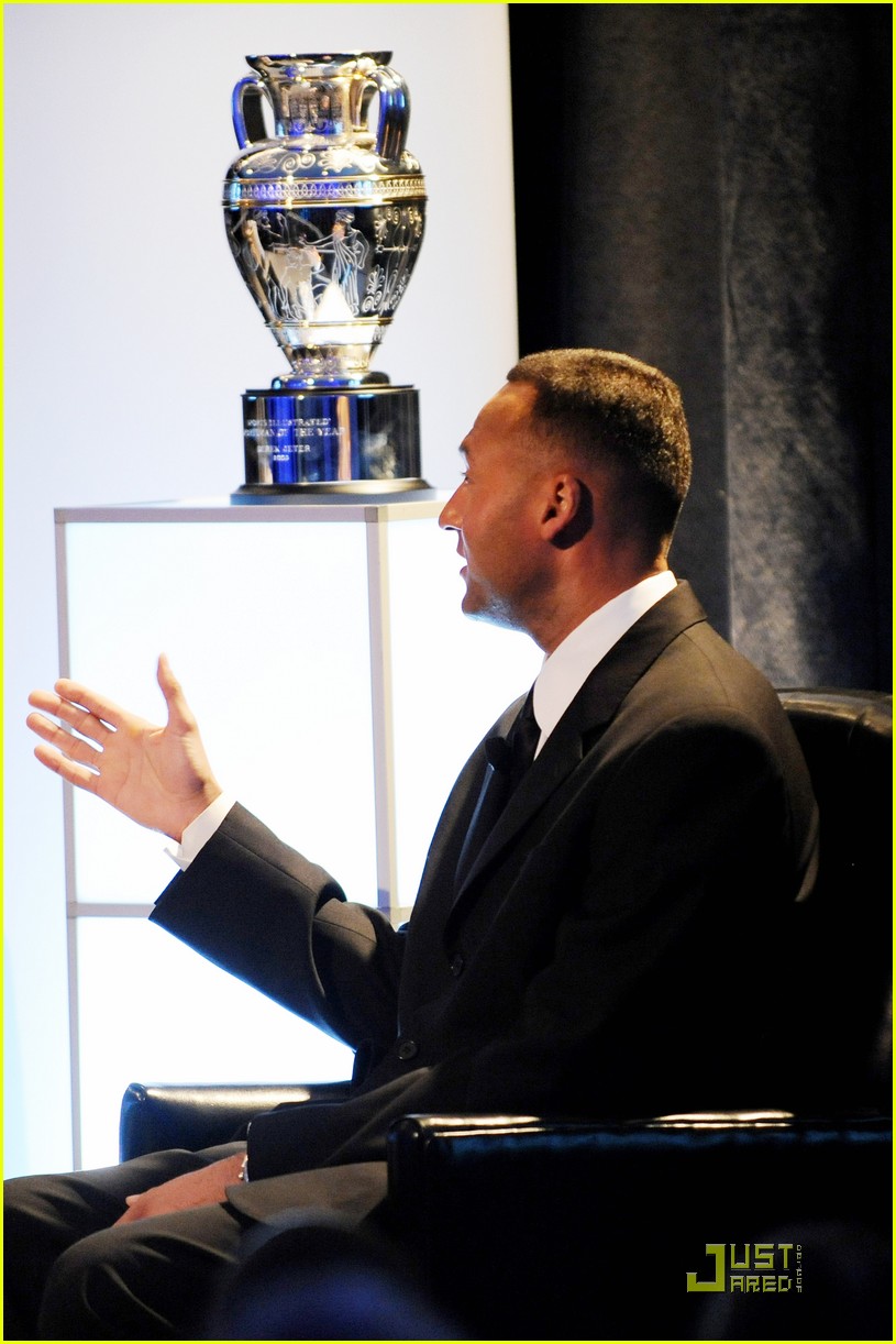 Derek Jeter SI Sportsman of the Year Photo 2395191 Derek Jeter