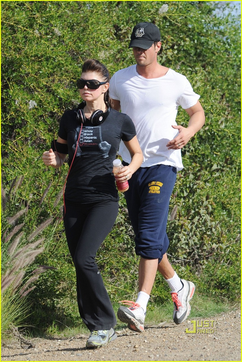 Fergie & Josh Duhamel Canyon Running Couple Photo 2407661 Fergie, Josh Duhamel Photos Just