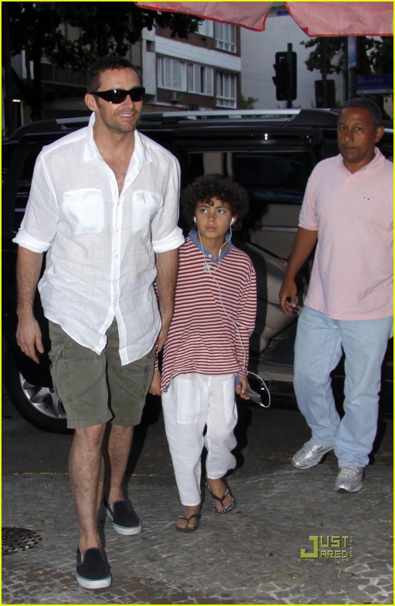 Hugh Jackman Shoots Lipton Ice Tea Commercial Photo 2407588 Ava