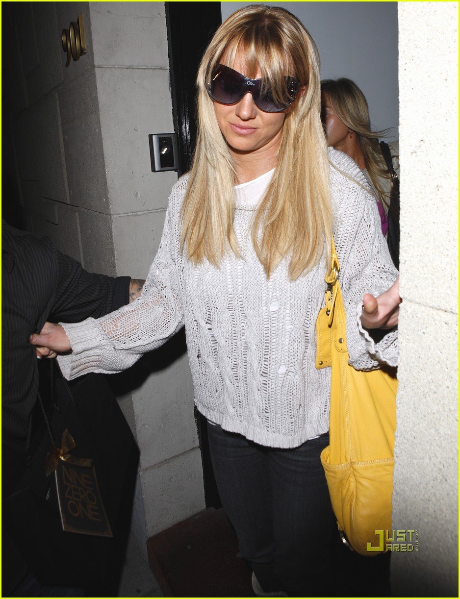 New Britney Spears Album? No June Release Date! Photo 2430750