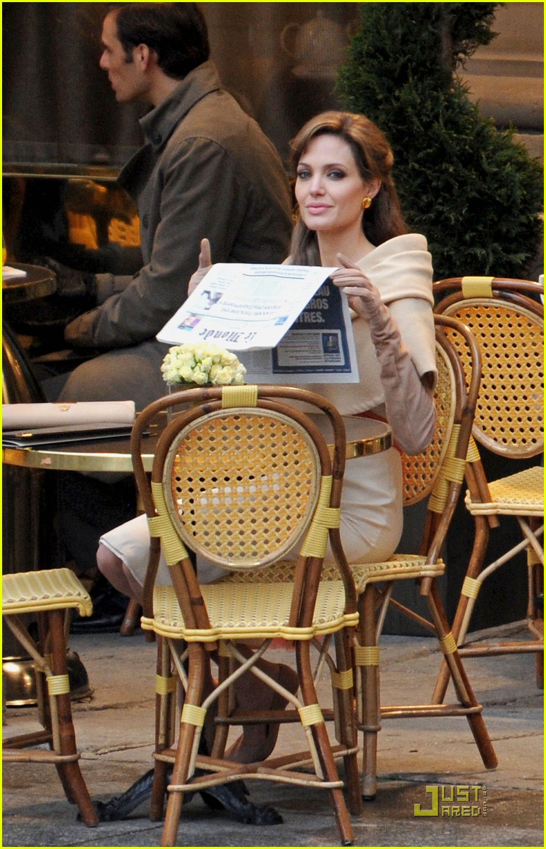 Angelina Jolie Takes On 'The Tourist': Photo 2429709 | Angelina Jolie