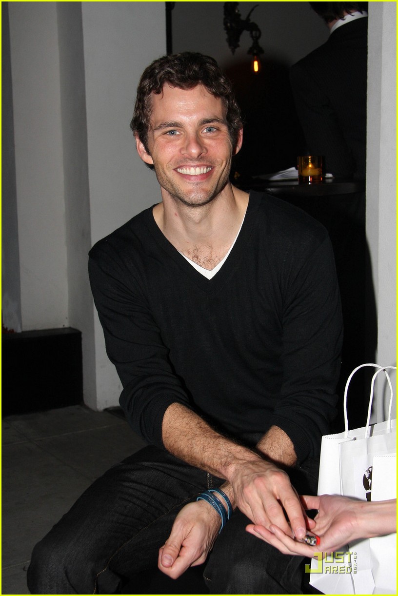 James Marsden "Enchanted" Sequel? Photo 2425395 James Marsden