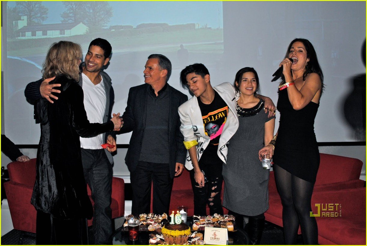 Mark Indelicato Has Yellow Fever, Sweet 16: Photo 2434604 | America