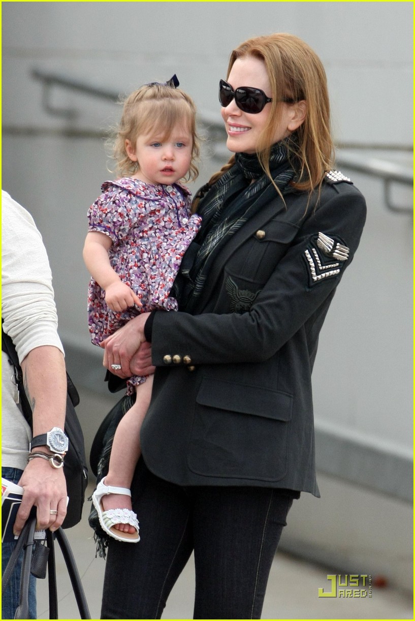 Nicole Kidman & Sunday Rose: Family Fun!: Photo 2433066 | Celebrity