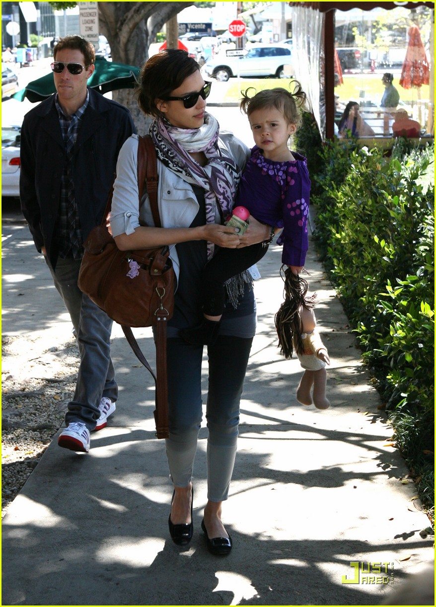 Jessica Alba & Honor Warren Love Lunch Photo 2439393 Cash Warren