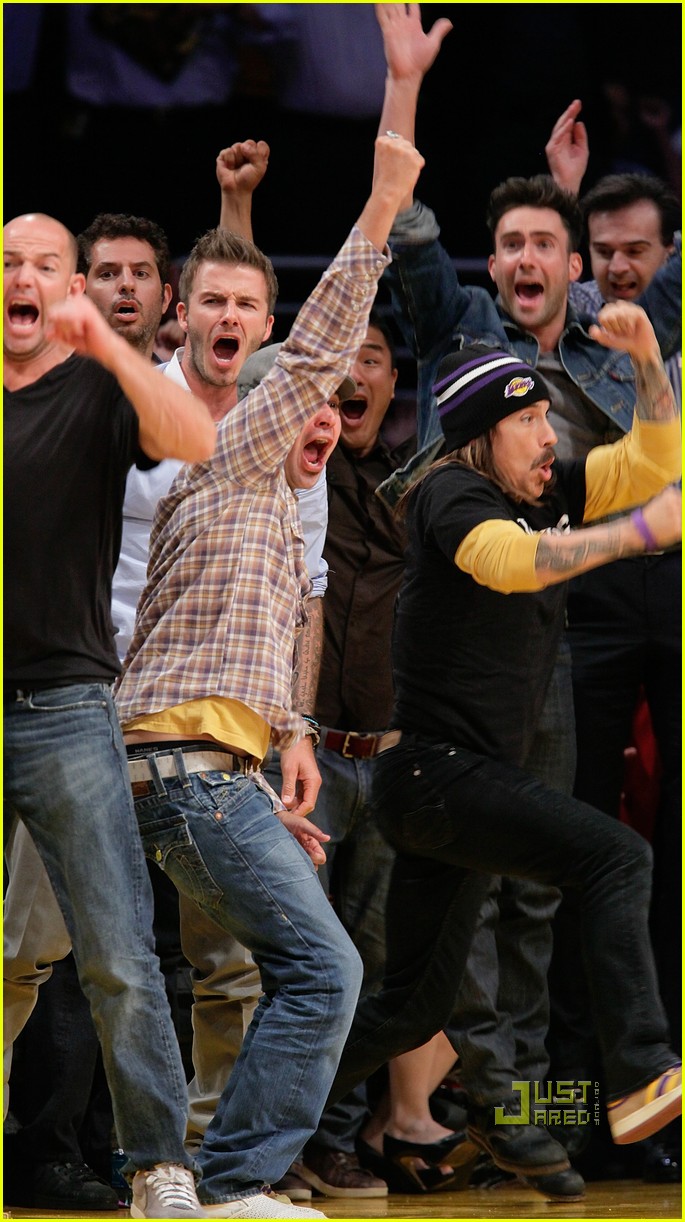 Zac Efron & Vampire Diaries Let's Go Lakers! Photo 2454428 Ian